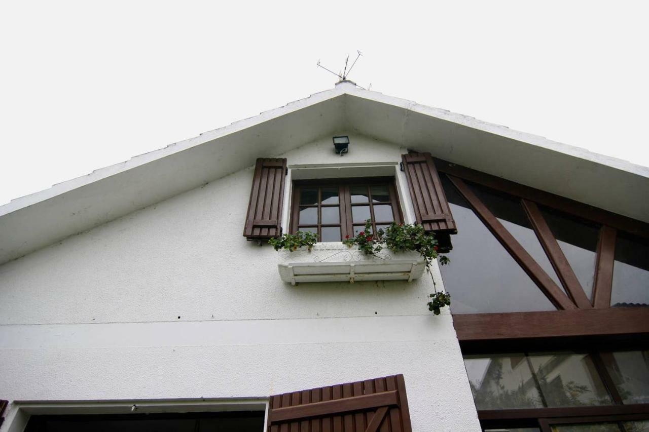 Casa de Rilo ,para 6/8 en la Playa de Nerga Hio Bagian luar foto