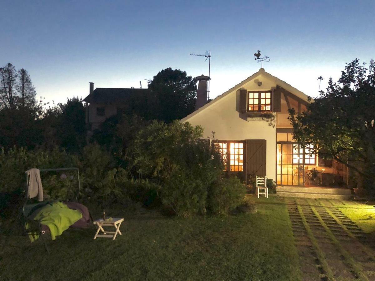 Casa de Rilo ,para 6/8 en la Playa de Nerga Hio Bagian luar foto
